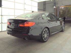 BMW 5 Series Sedan 540i xDrive M SPORT LINE снимка BMW 5 Series Sedan 540i xDrive M SPORT LINE