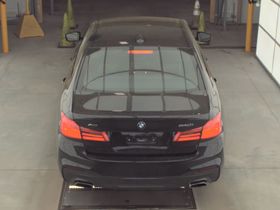 BMW 5 Series Sedan 540i xDrive M SPORT LINE снимка BMW 5 Series Sedan 540i xDrive M SPORT LINE