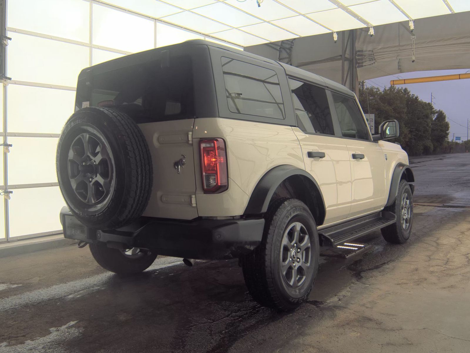 FORD BRONCO - 6