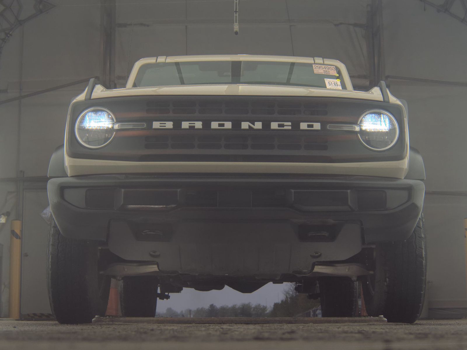 FORD BRONCO - 4