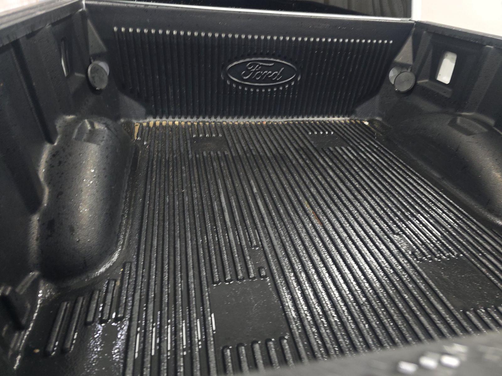 2025 Ford F-150 XLT AWD