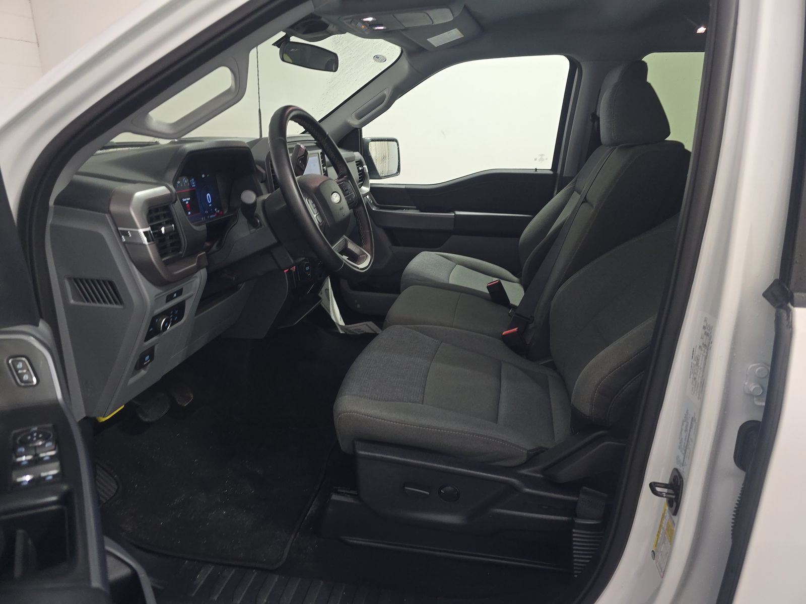 FORD F-150 - 8