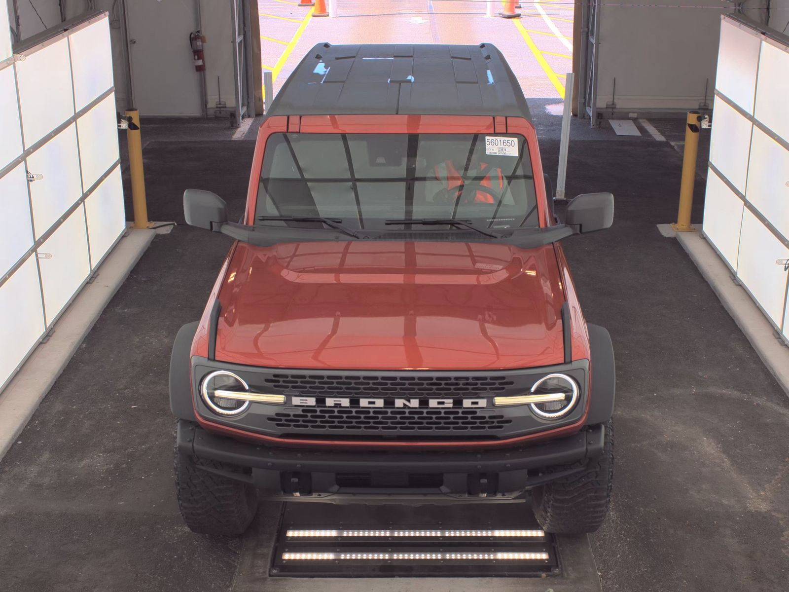 FORD BRONCO - 3