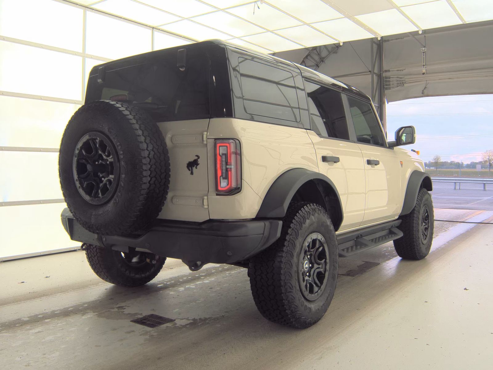 FORD BRONCO - 6