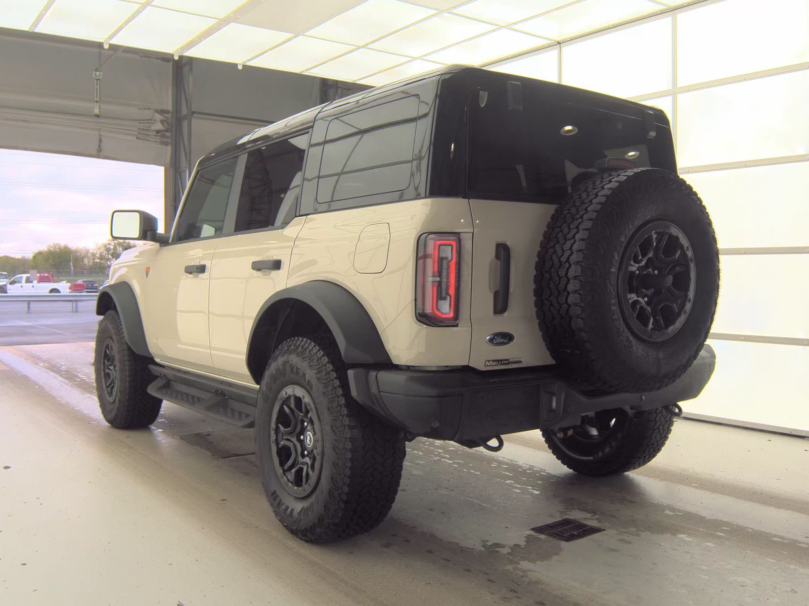 FORD BRONCO - 9