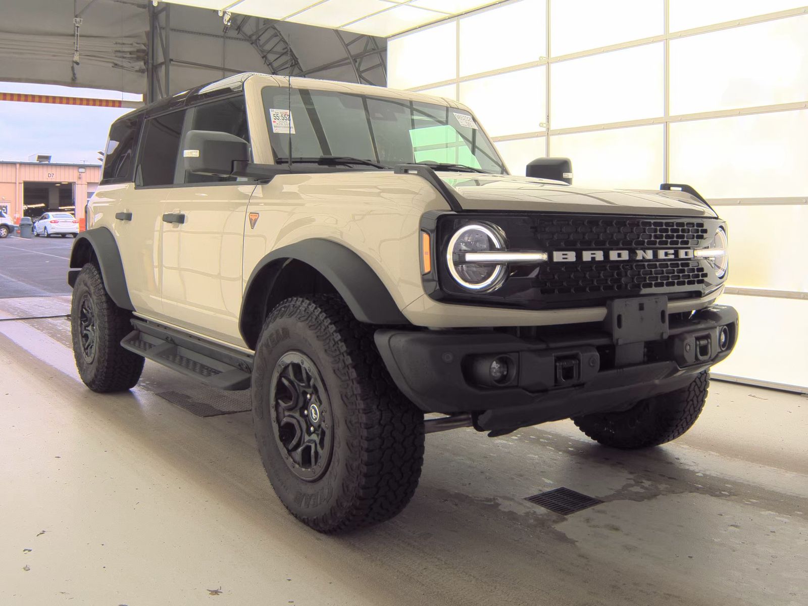 FORD BRONCO - 5