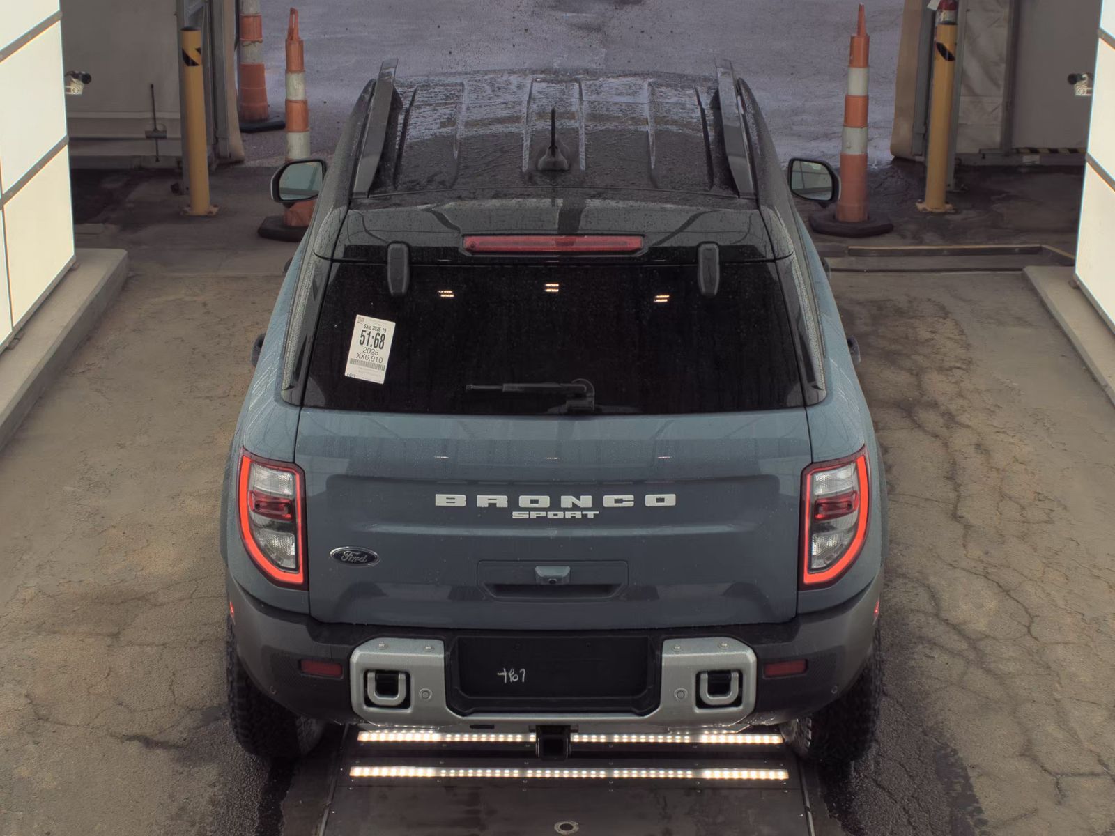 FORD BRONCO - 7
