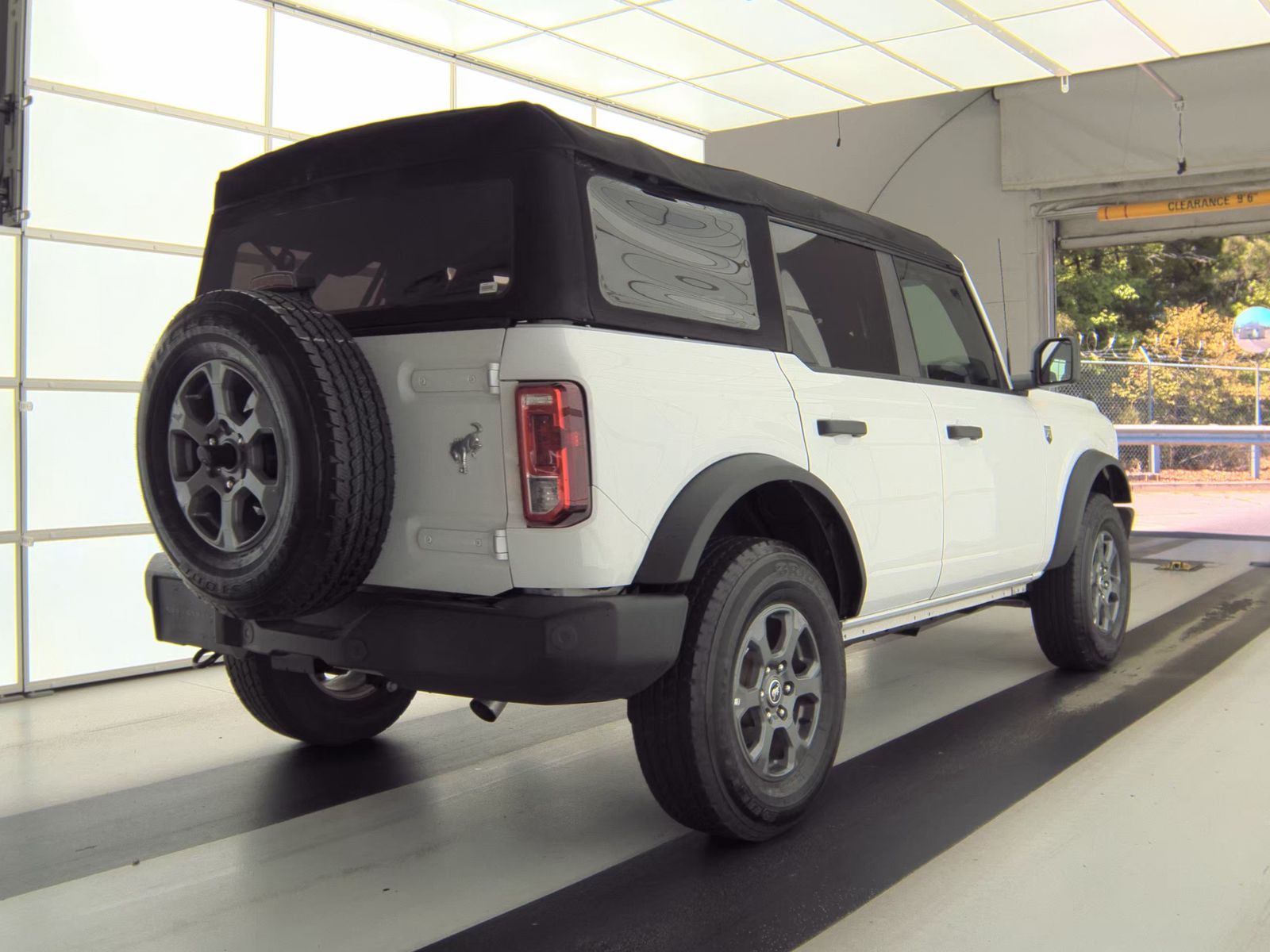 FORD BRONCO - 5