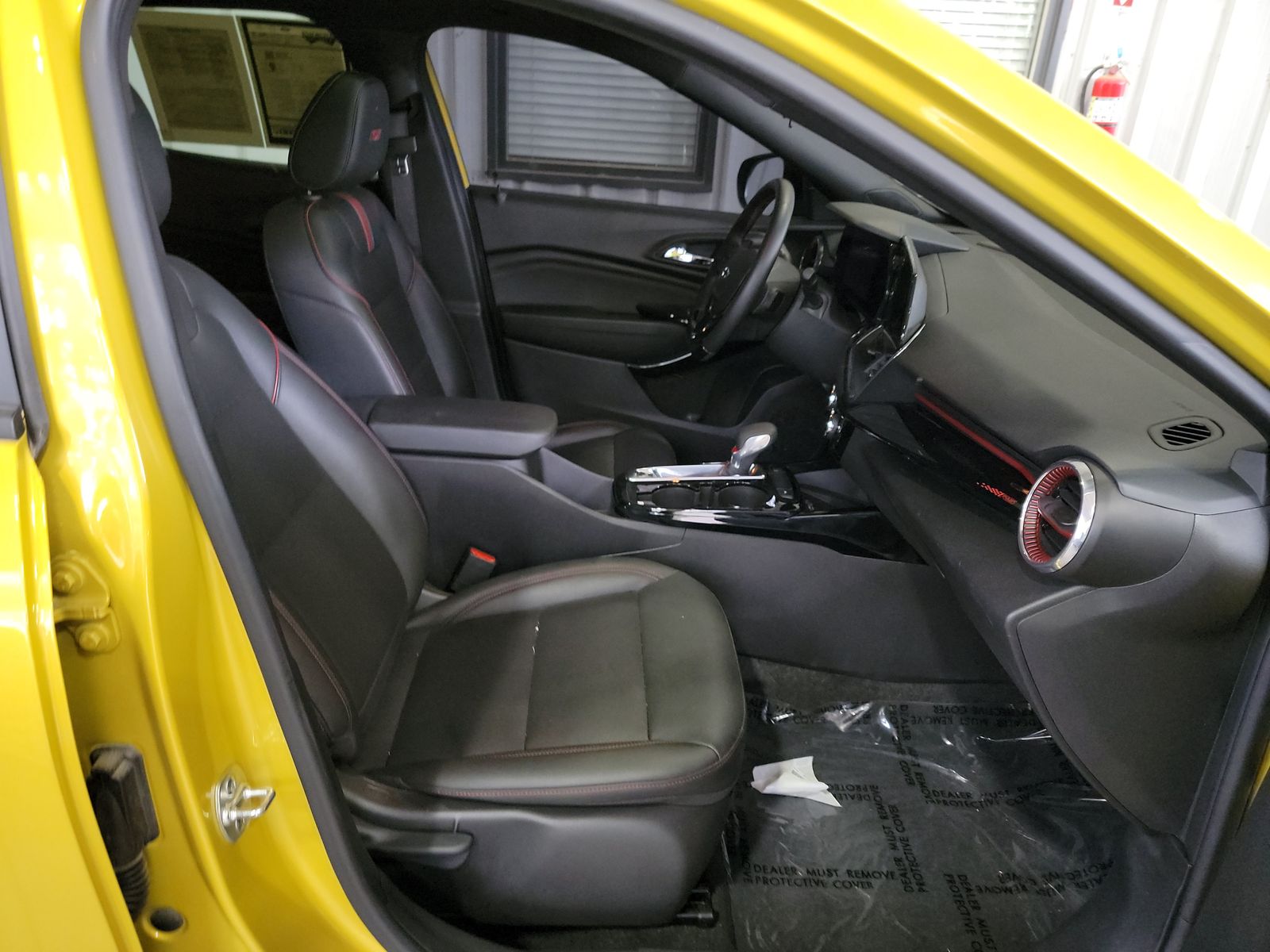CHEVROLET TRAX - 9