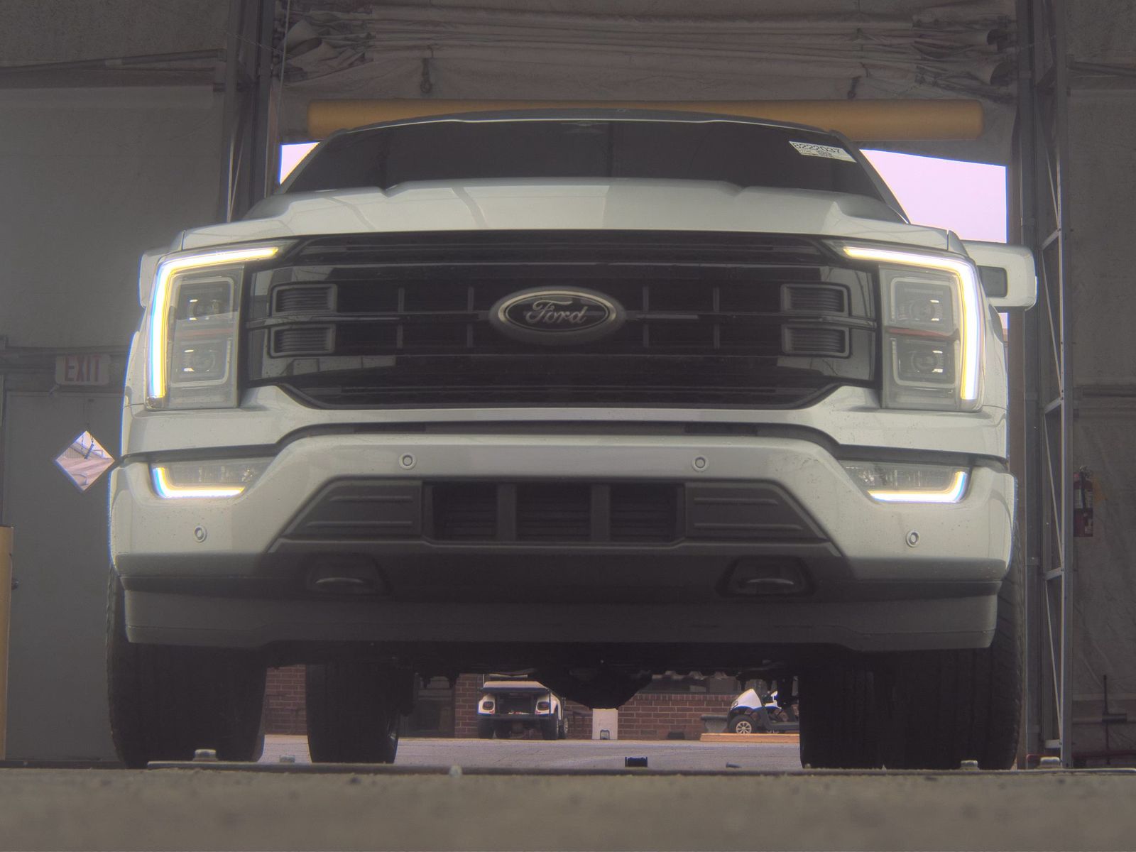 FORD F-150 - 4