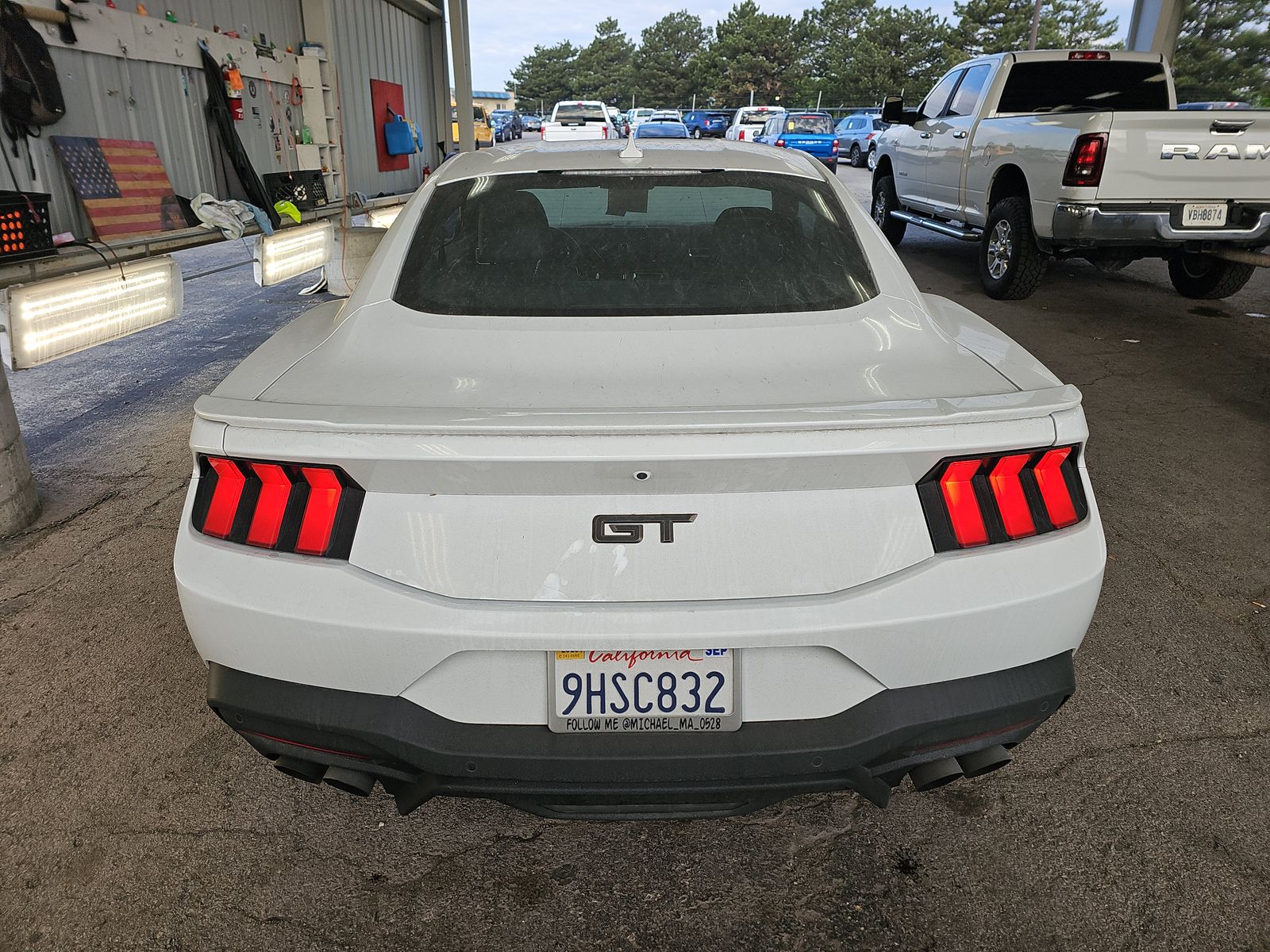 FORD MUSTANG - 6