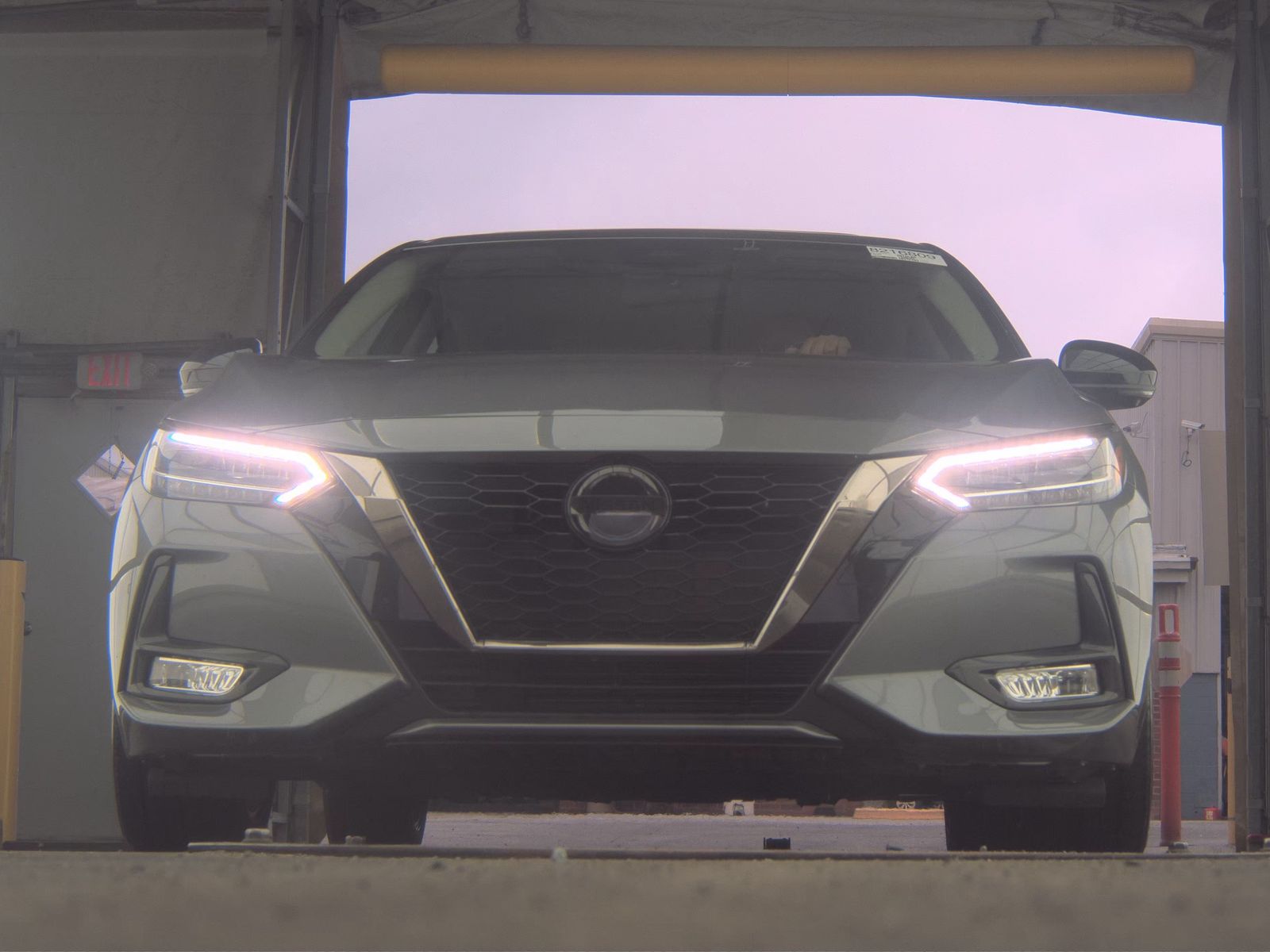 NISSAN SENTRA - 4