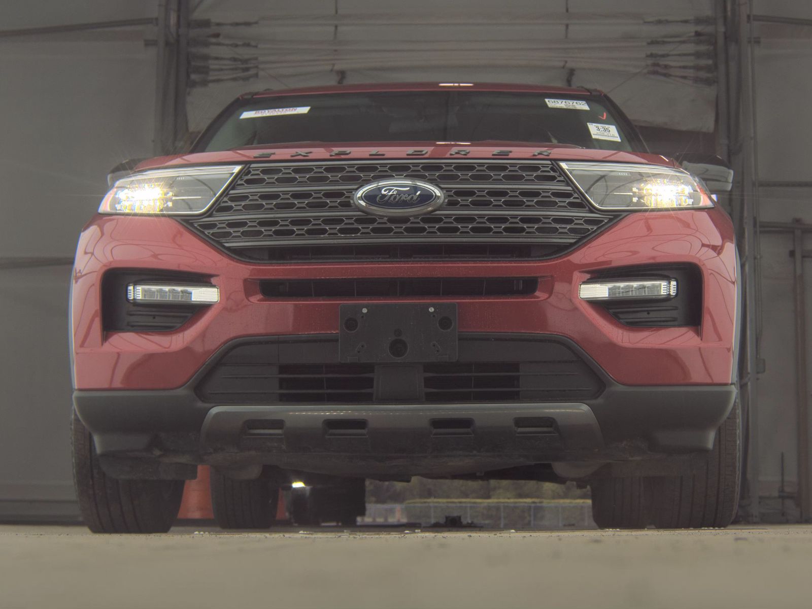 FORD EXPLORER - 4