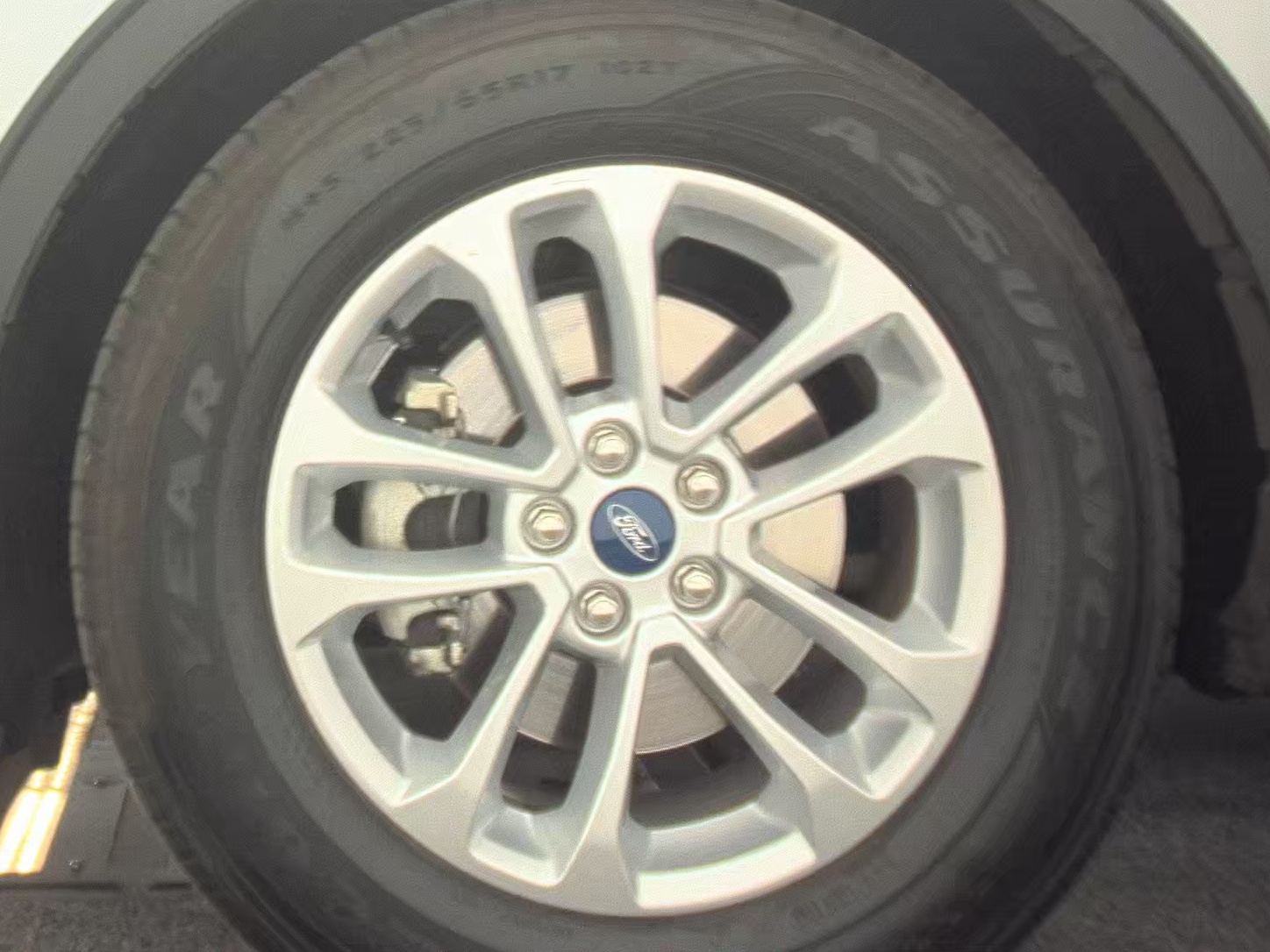FORD ESCAPE - 10