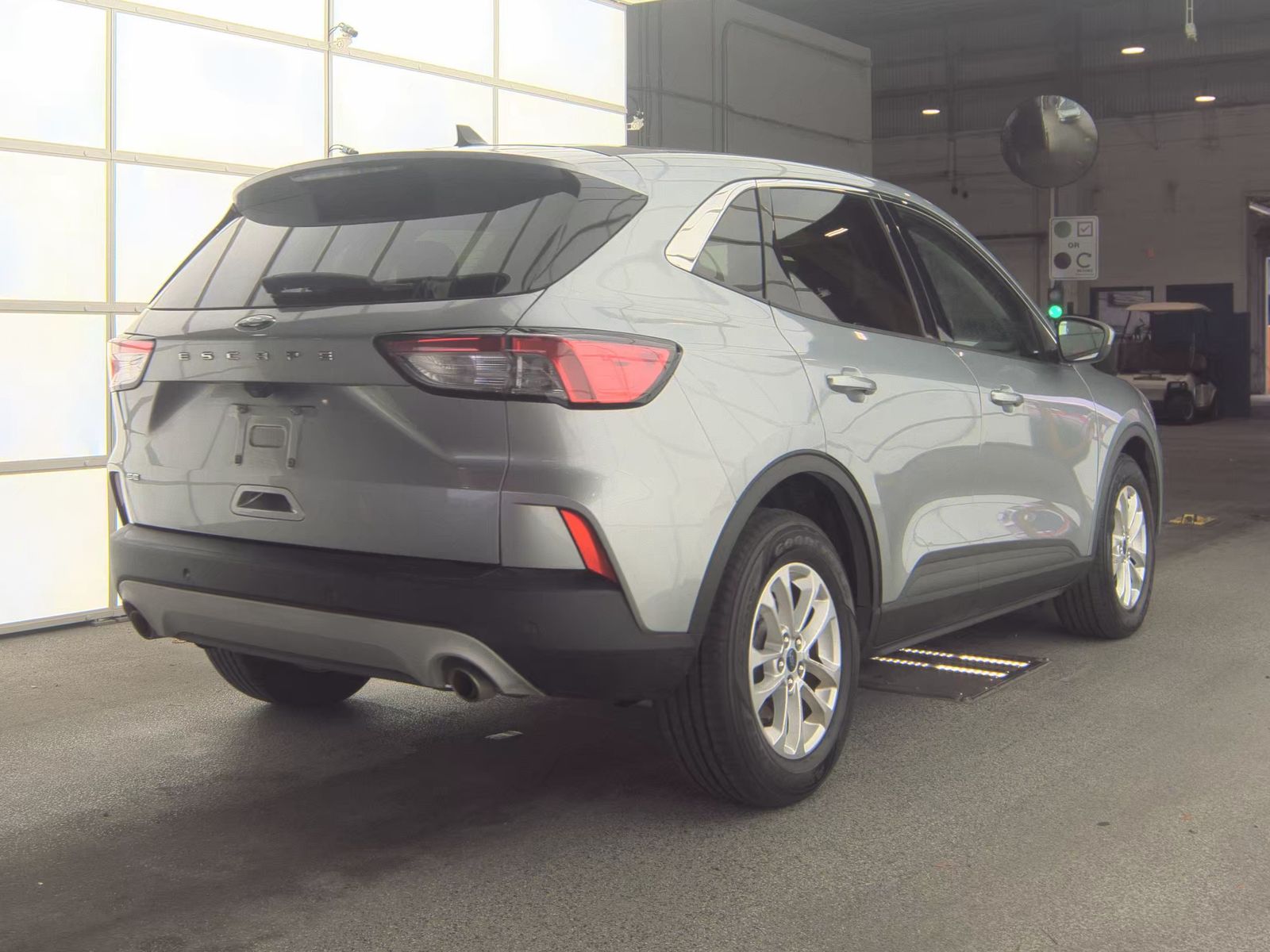 FORD ESCAPE - 6