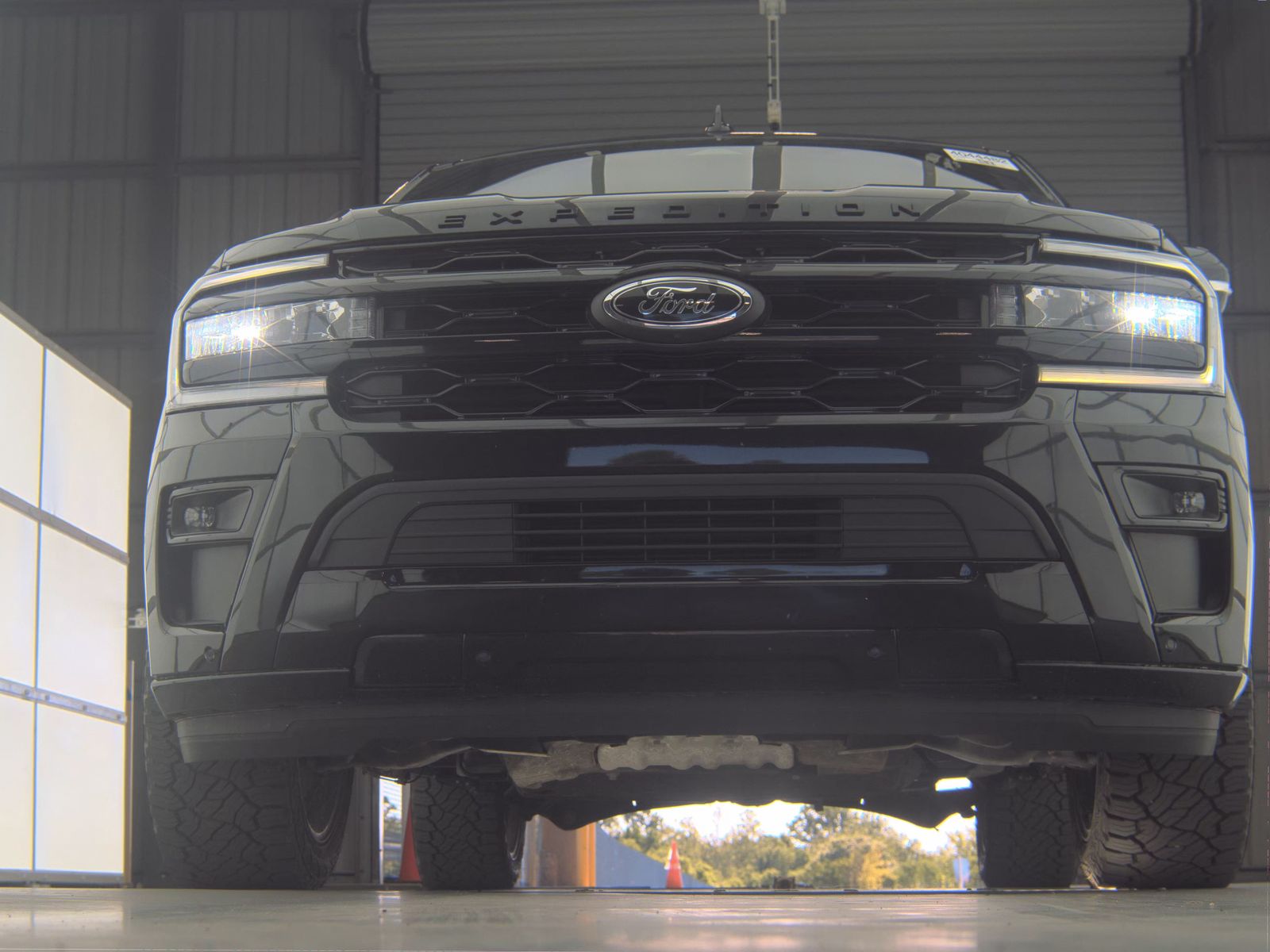 FORD EXPEDITION - 4