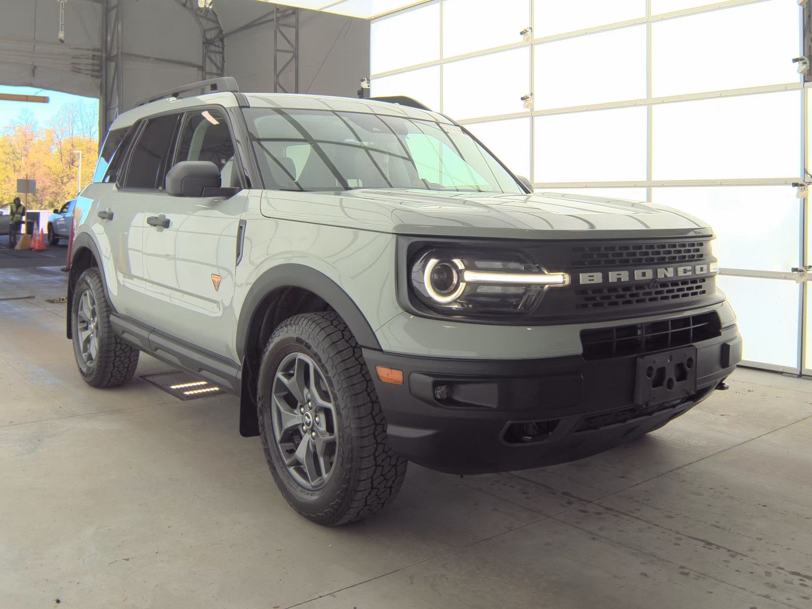 FORD BRONCO - 4