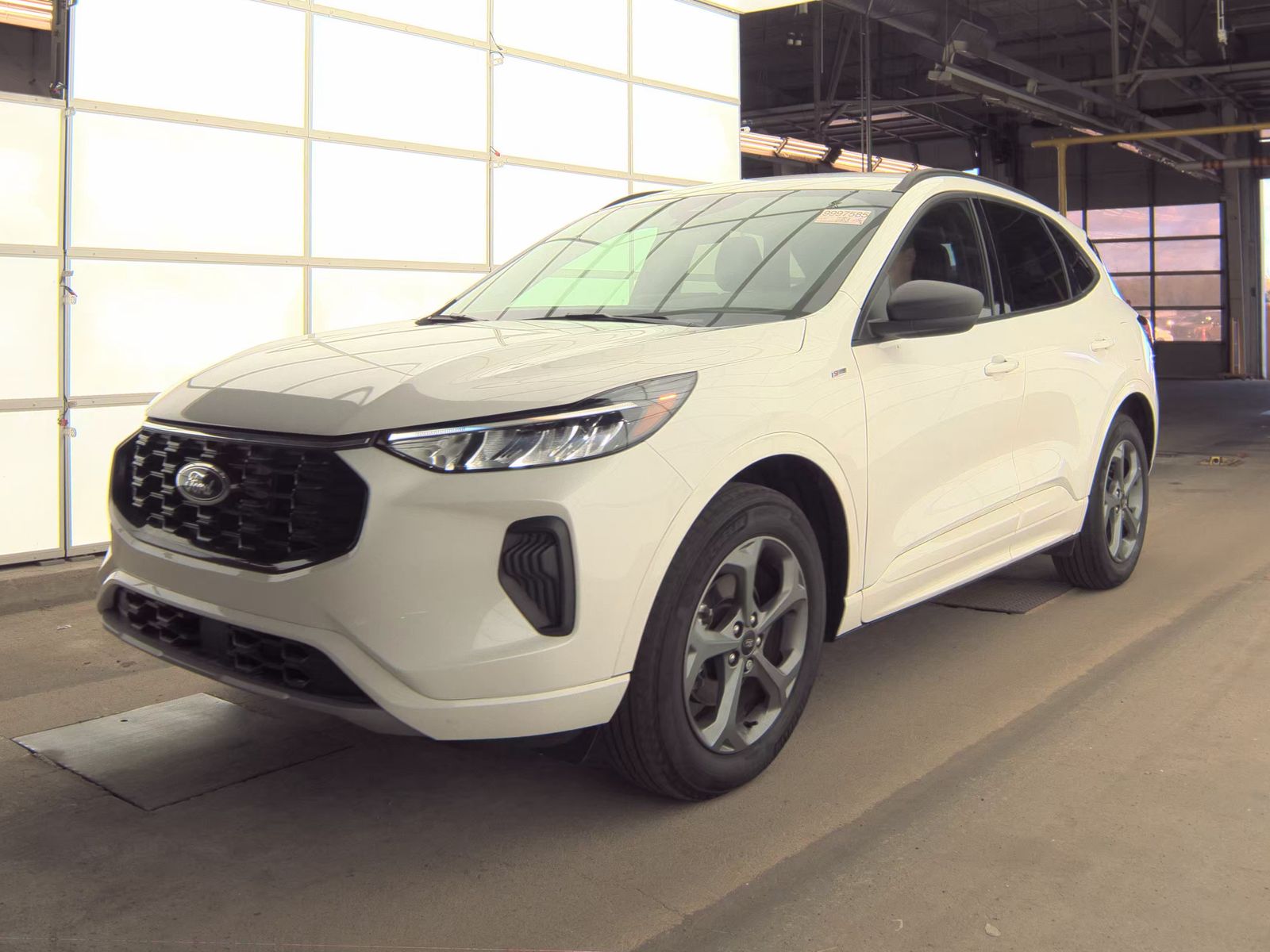 FORD ESCAPE - 1