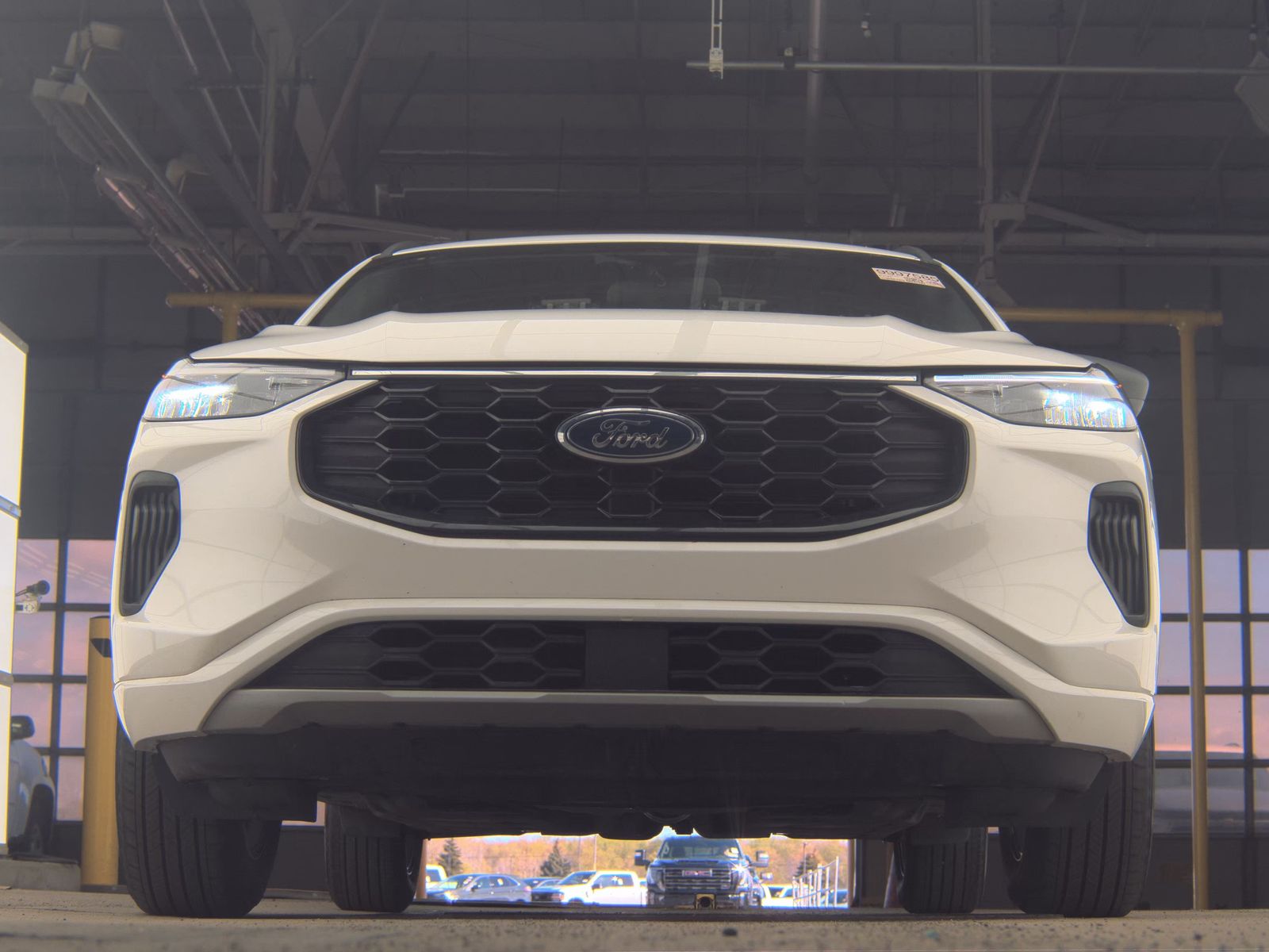 FORD ESCAPE - 4