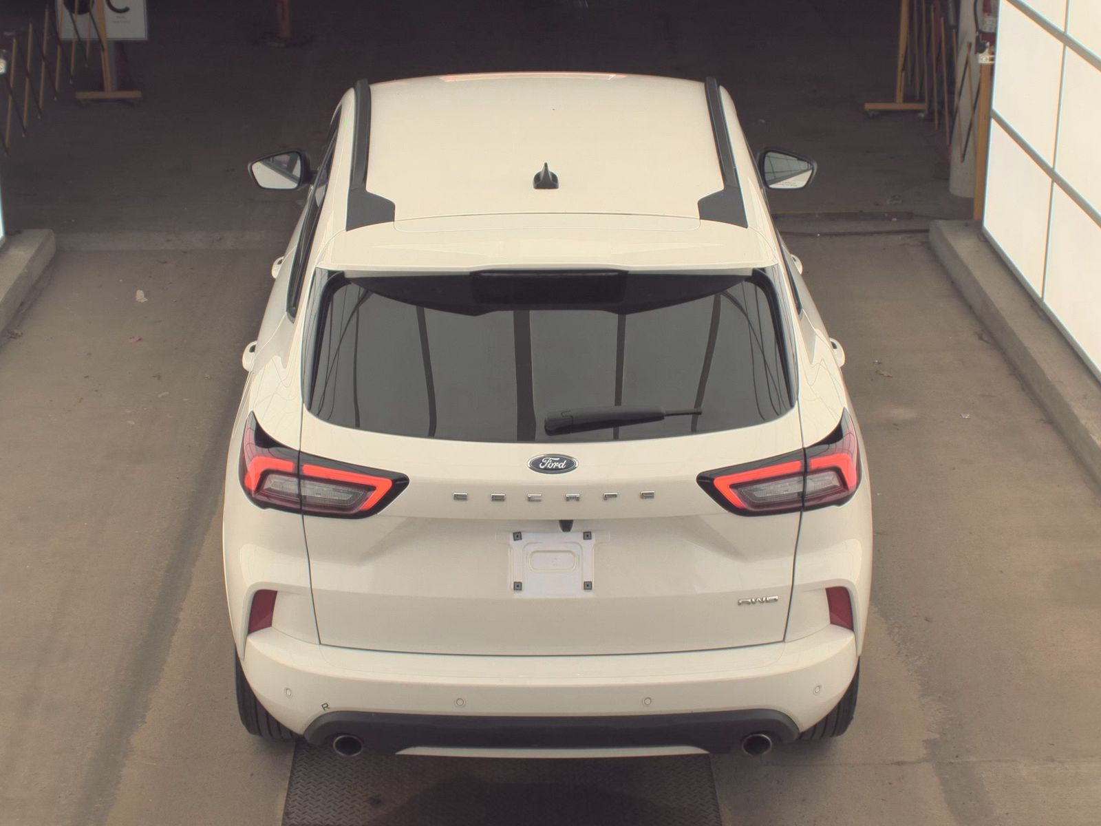 FORD ESCAPE - 7