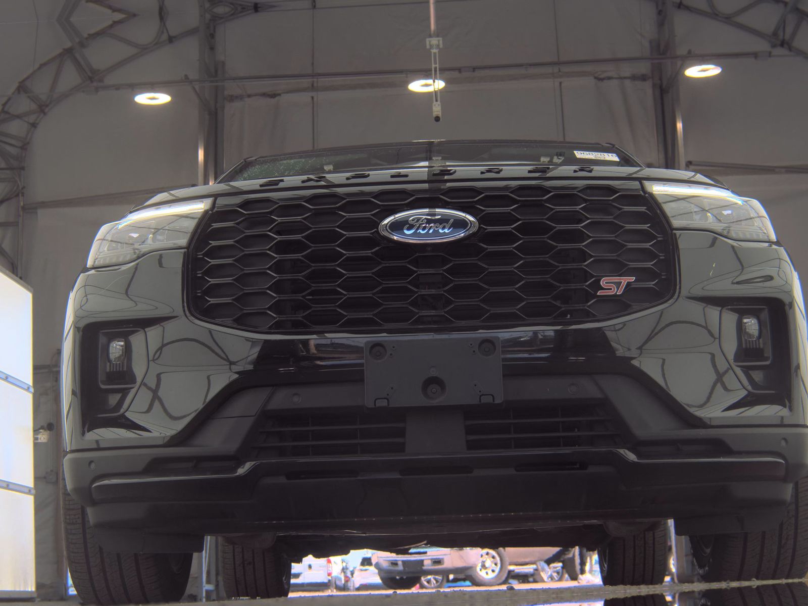 FORD EXPLORER - 4