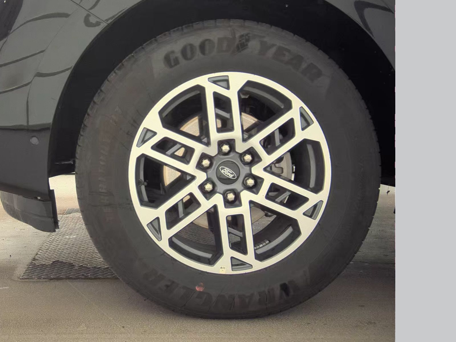 FORD EXPEDITION - 10