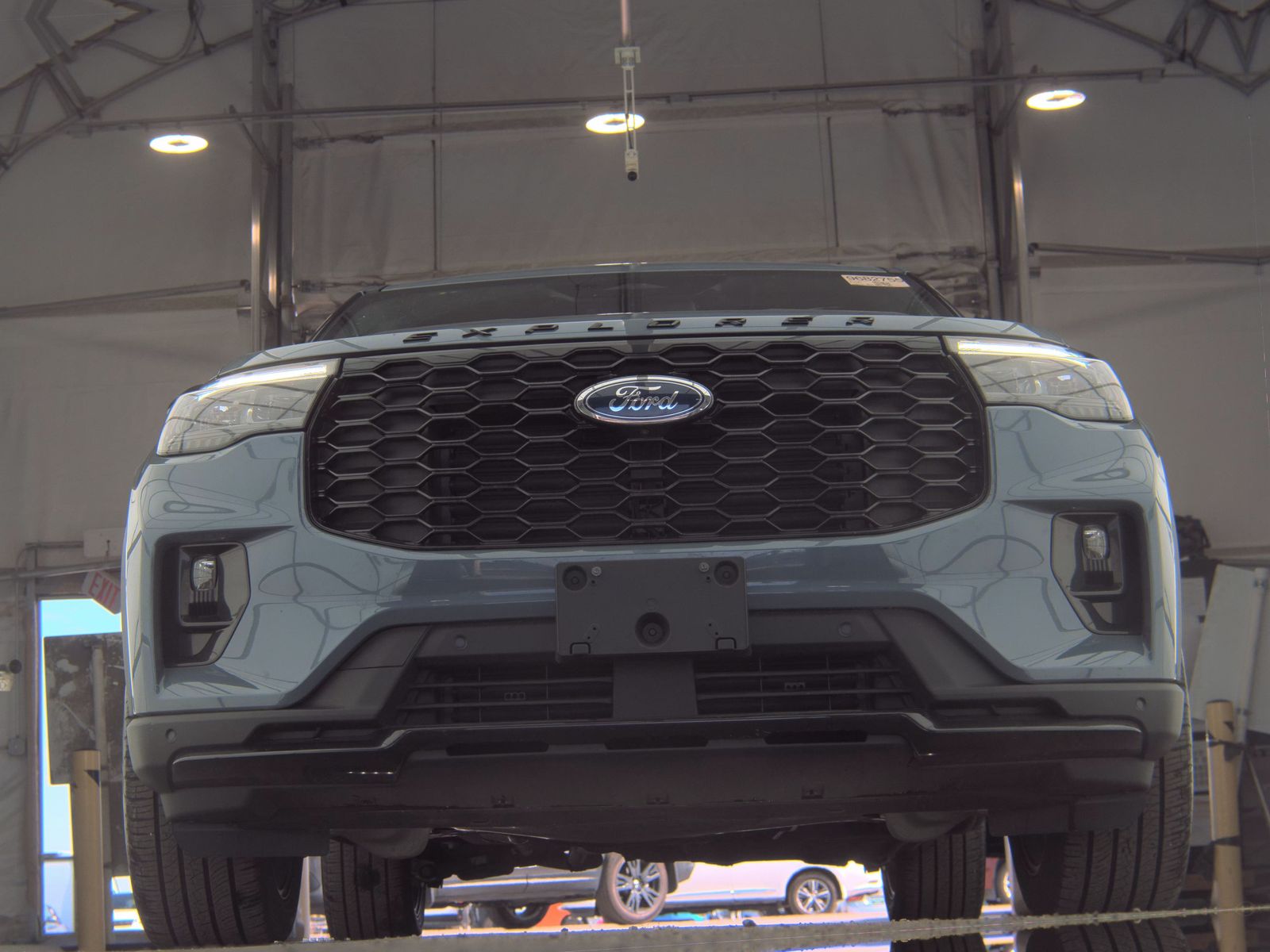 FORD EXPLORER - 4