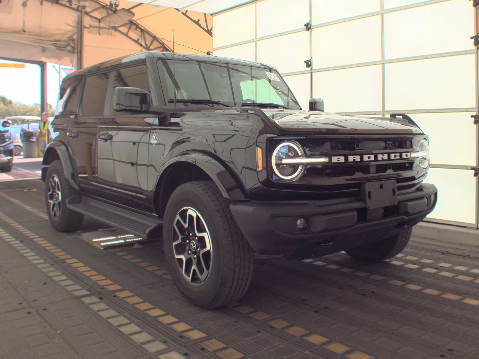 FORD BRONCO - 5