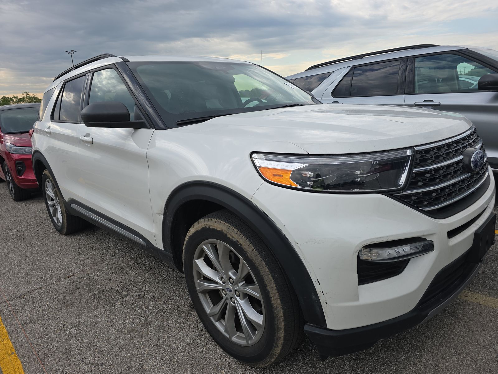 FORD EXPLORER - 4