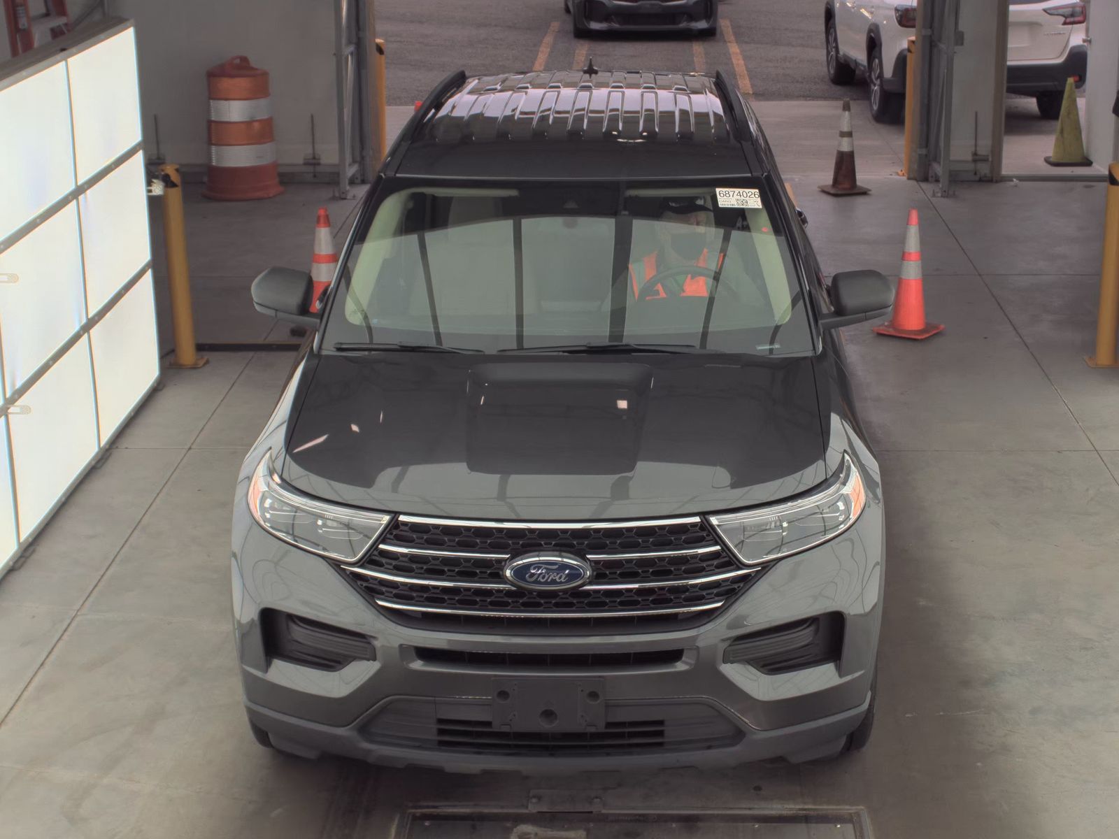 FORD EXPLORER - 3