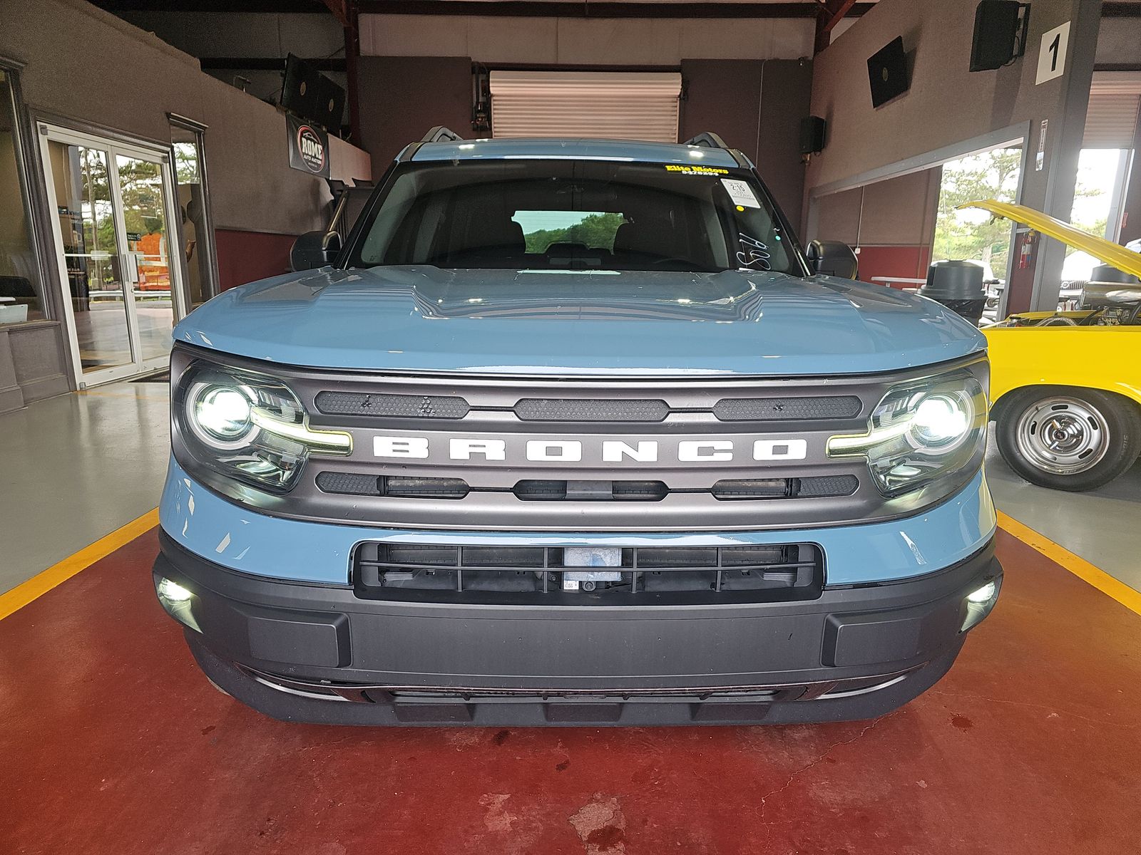 FORD BRONCO - 3