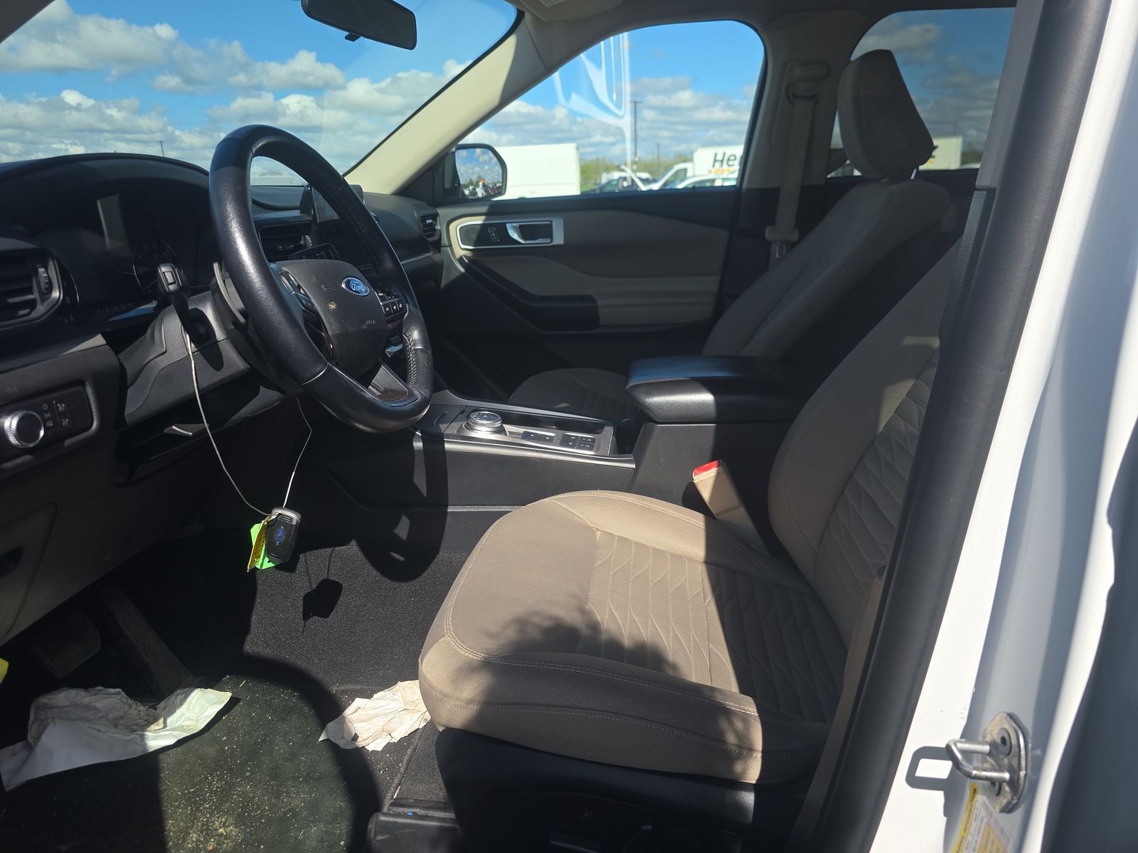 FORD EXPLORER - 8