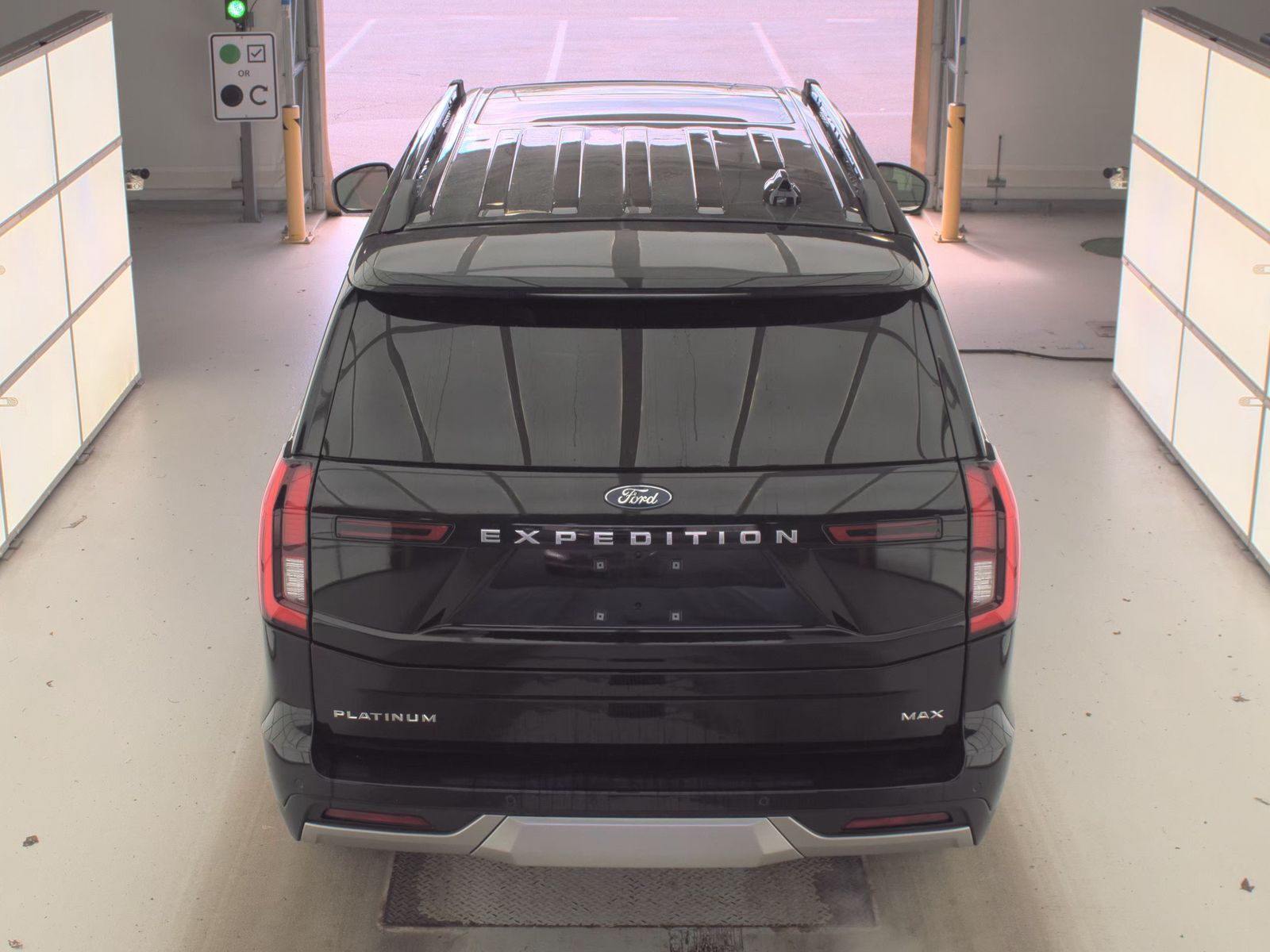 FORD EXPEDITION MAX - 7