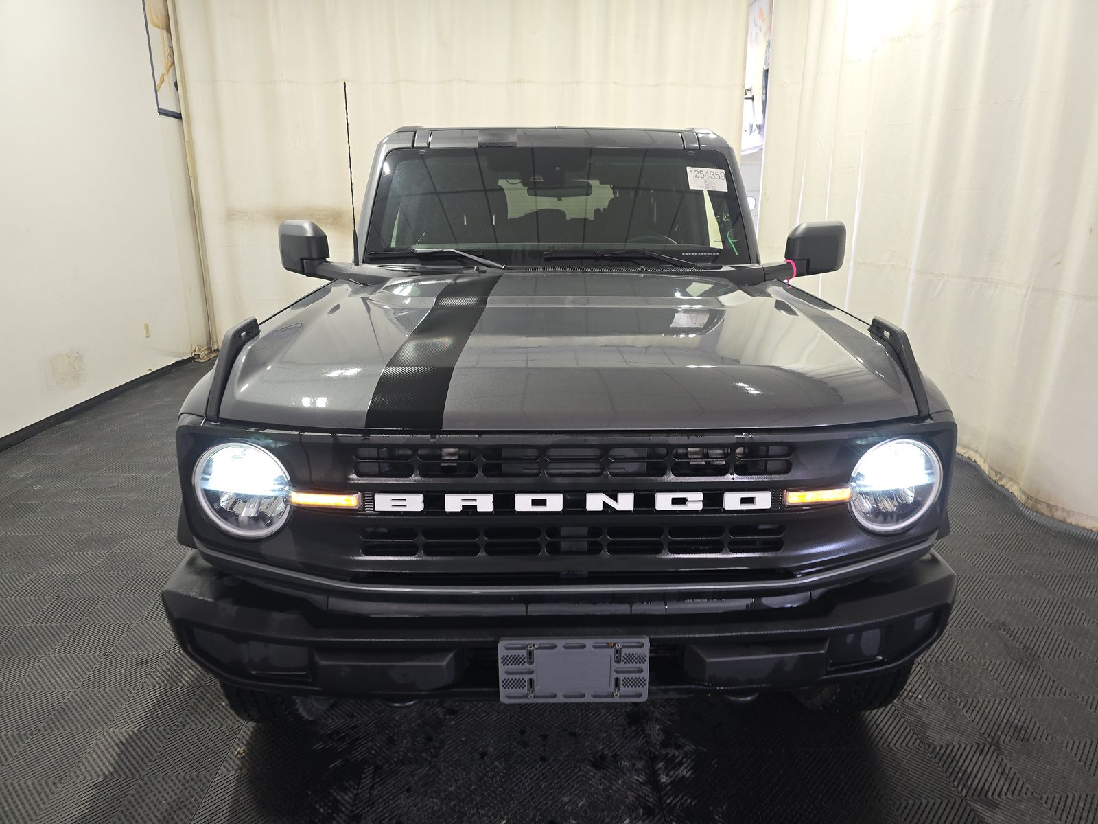 FORD BRONCO - 3