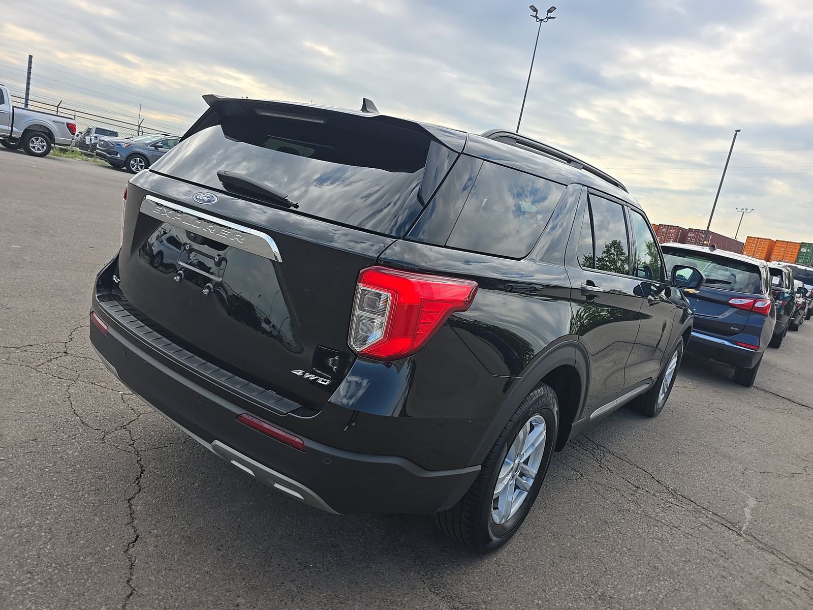 FORD EXPLORER - 5