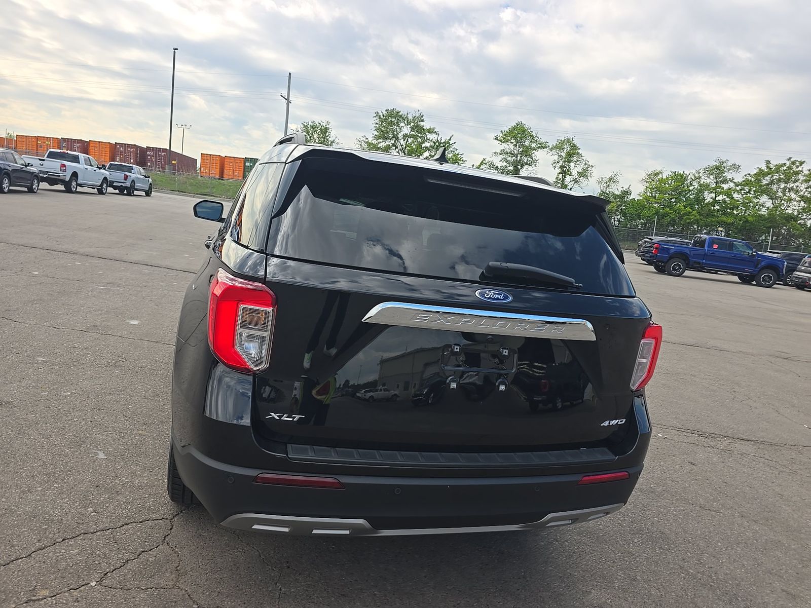 FORD EXPLORER - 6