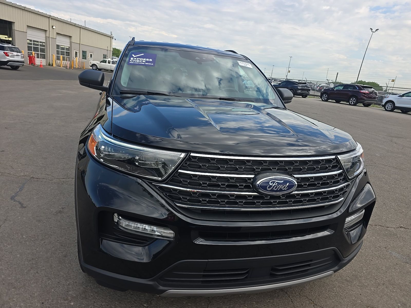FORD EXPLORER - 3