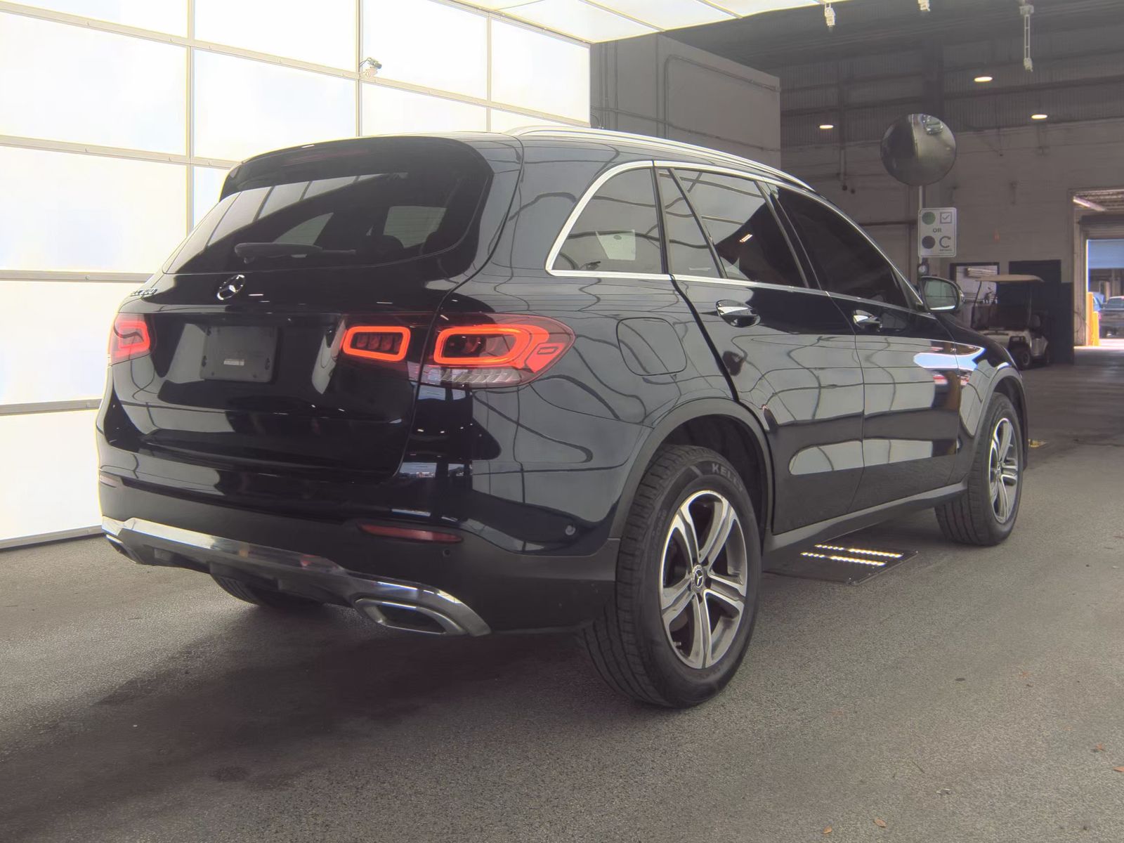 2021 Mercedes-Benz GLC GLC 300 RWD