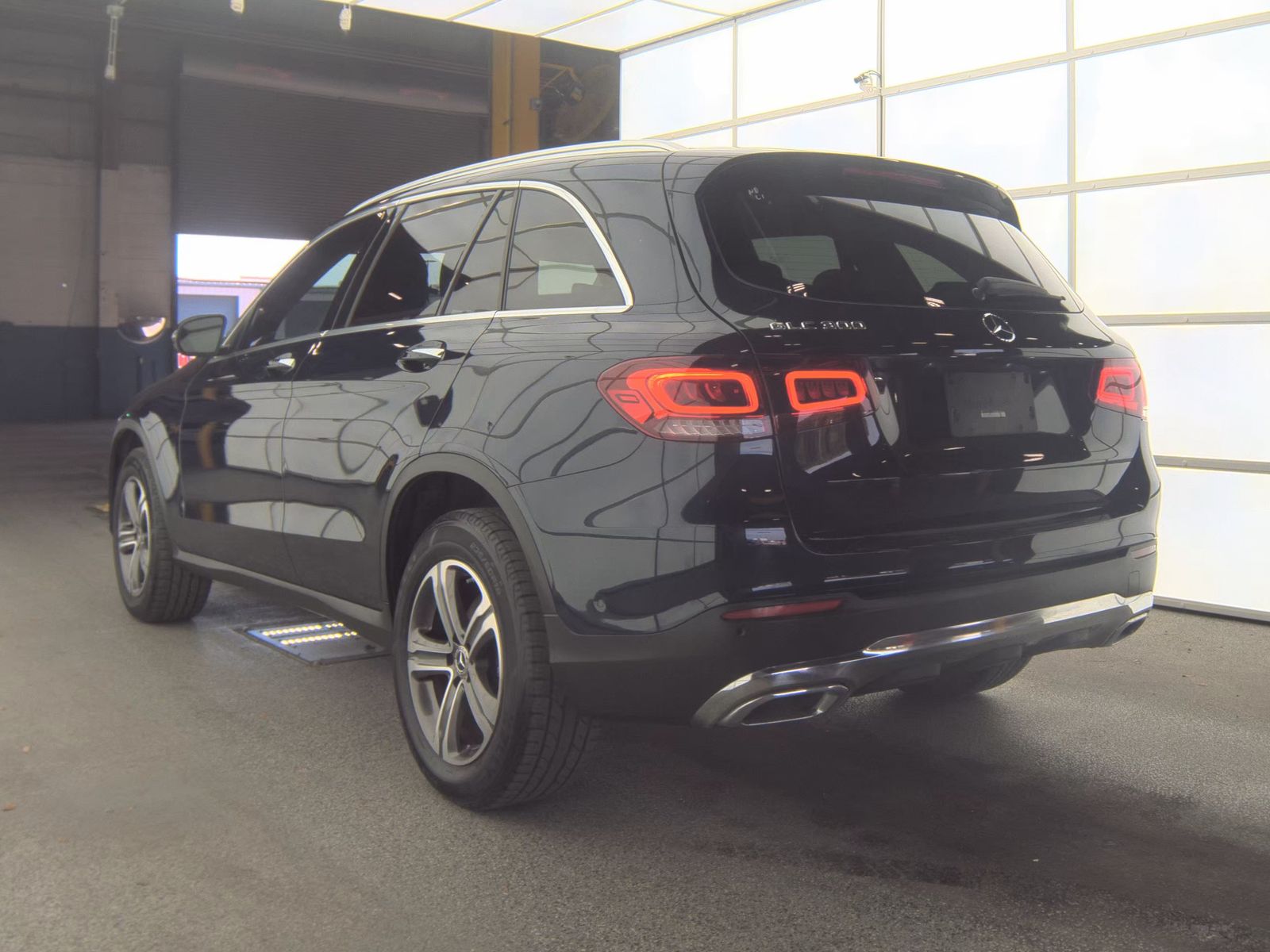 2021 Mercedes-Benz GLC GLC 300 RWD