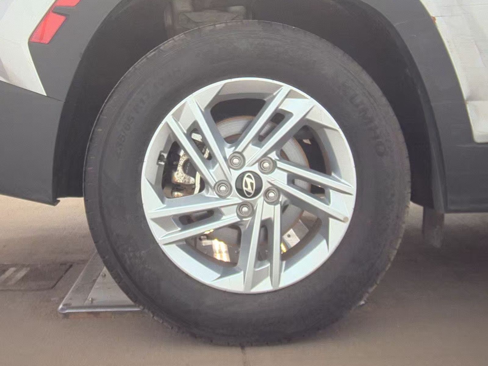 2025 Hyundai Tucson SE FWD