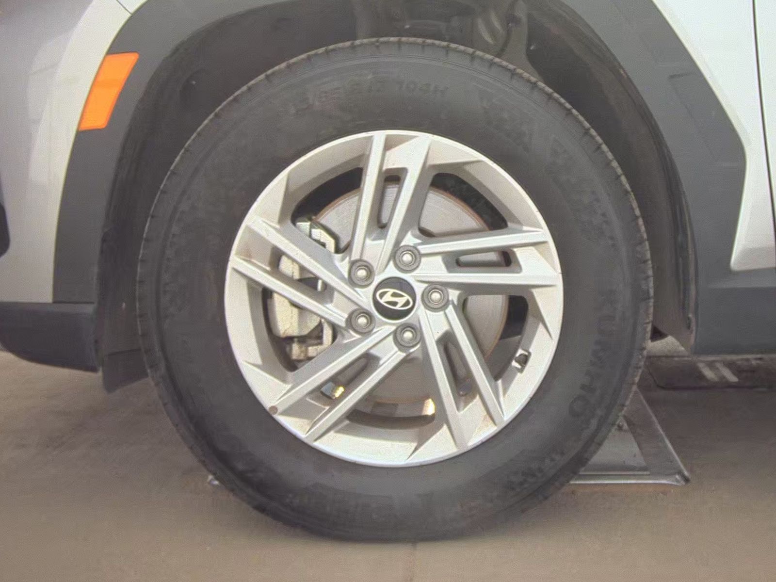 2025 Hyundai Tucson SE FWD