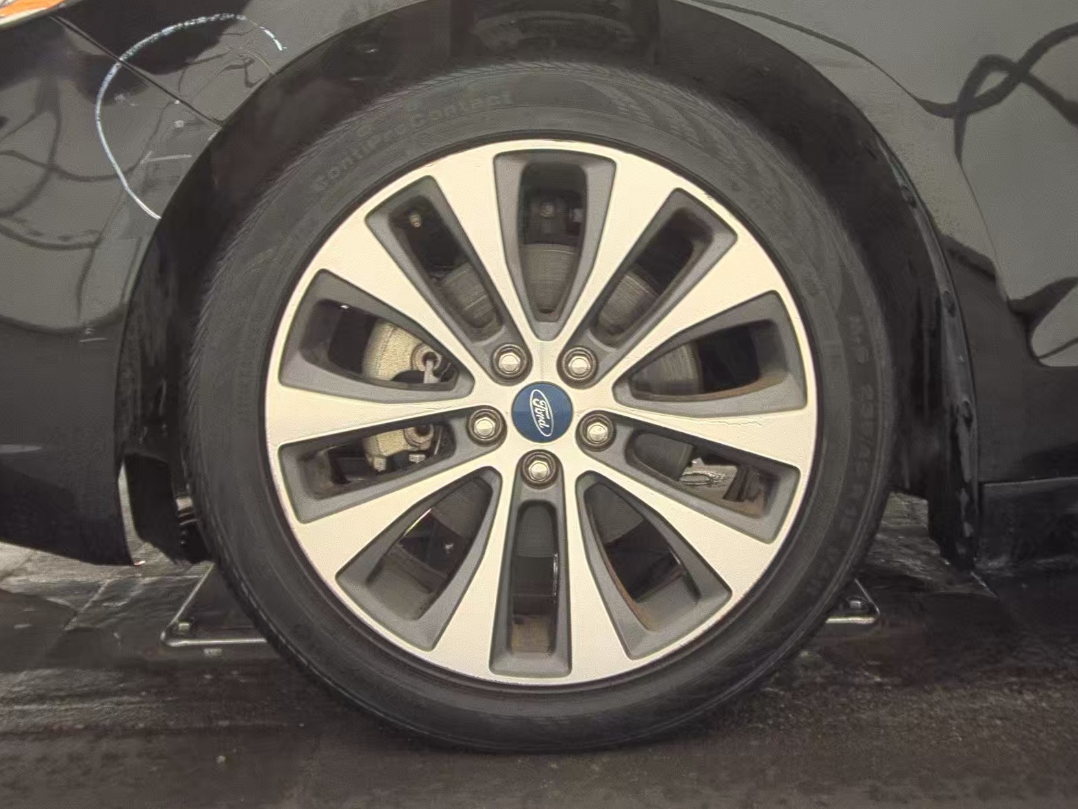 FORD FUSION - 10