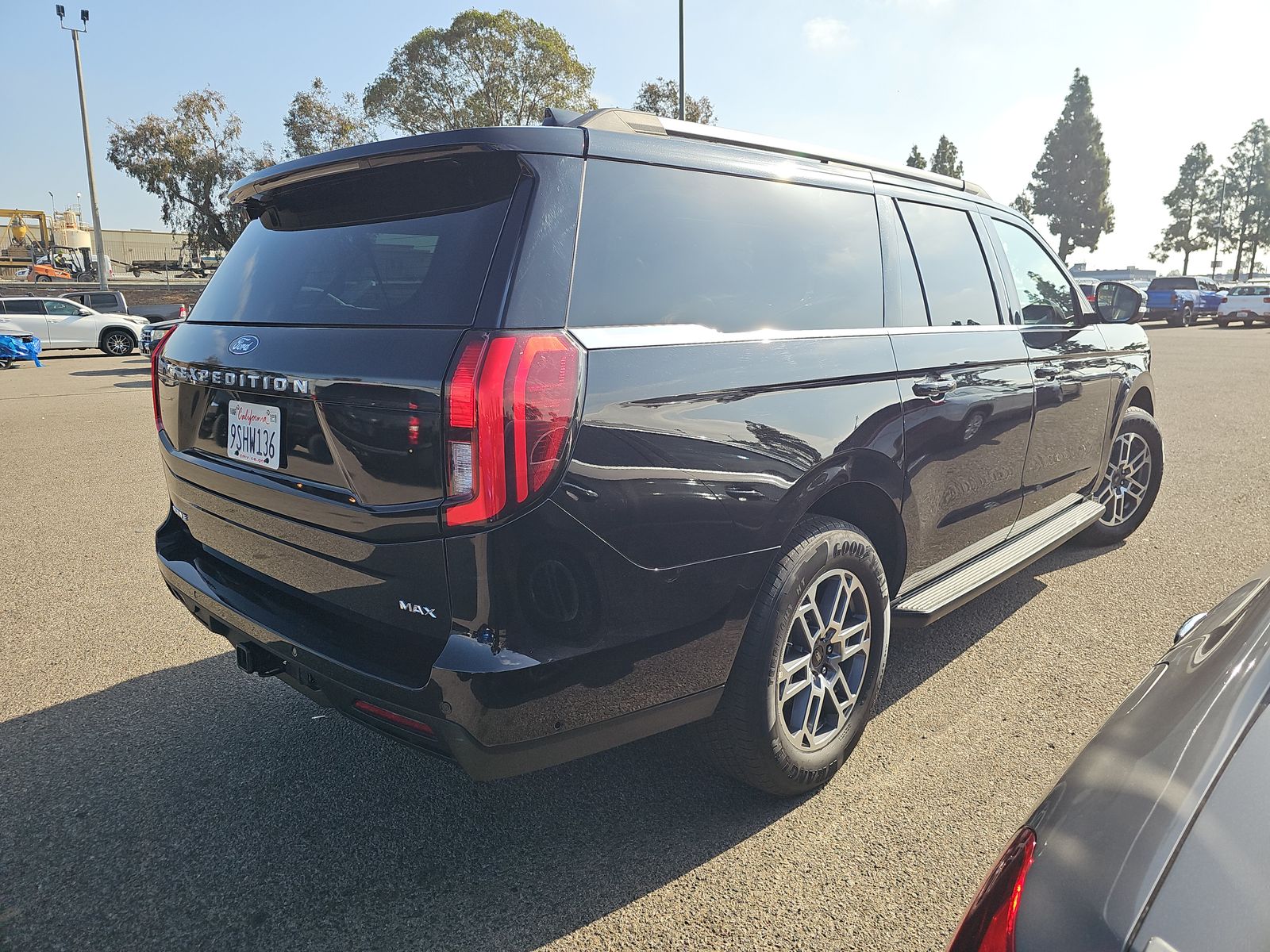 FORD EXPEDITION MAX - 5