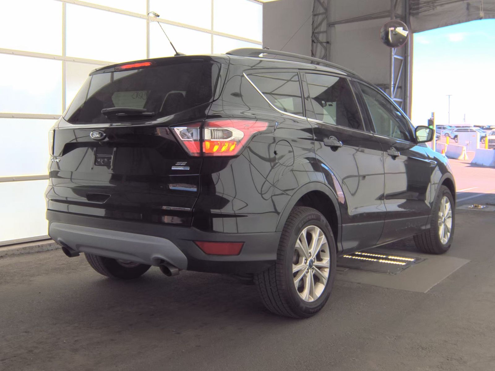 FORD ESCAPE - 6