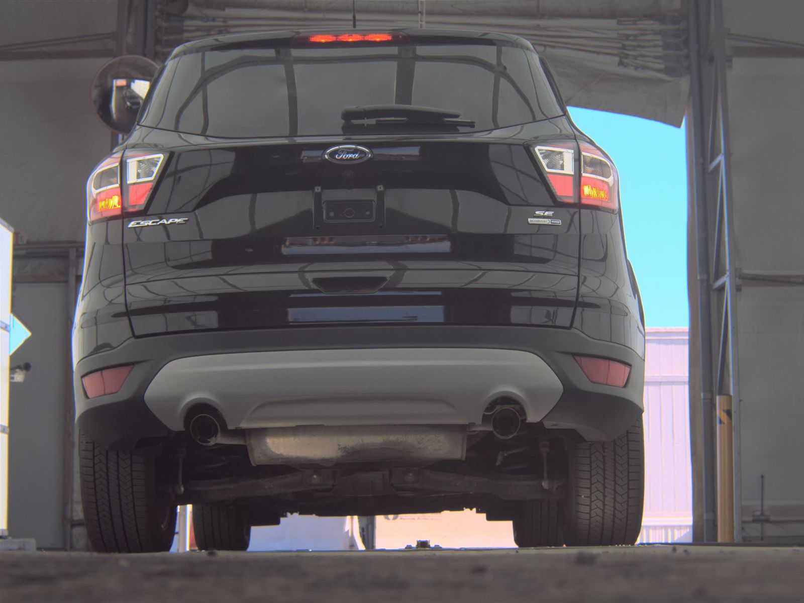 FORD ESCAPE - 8