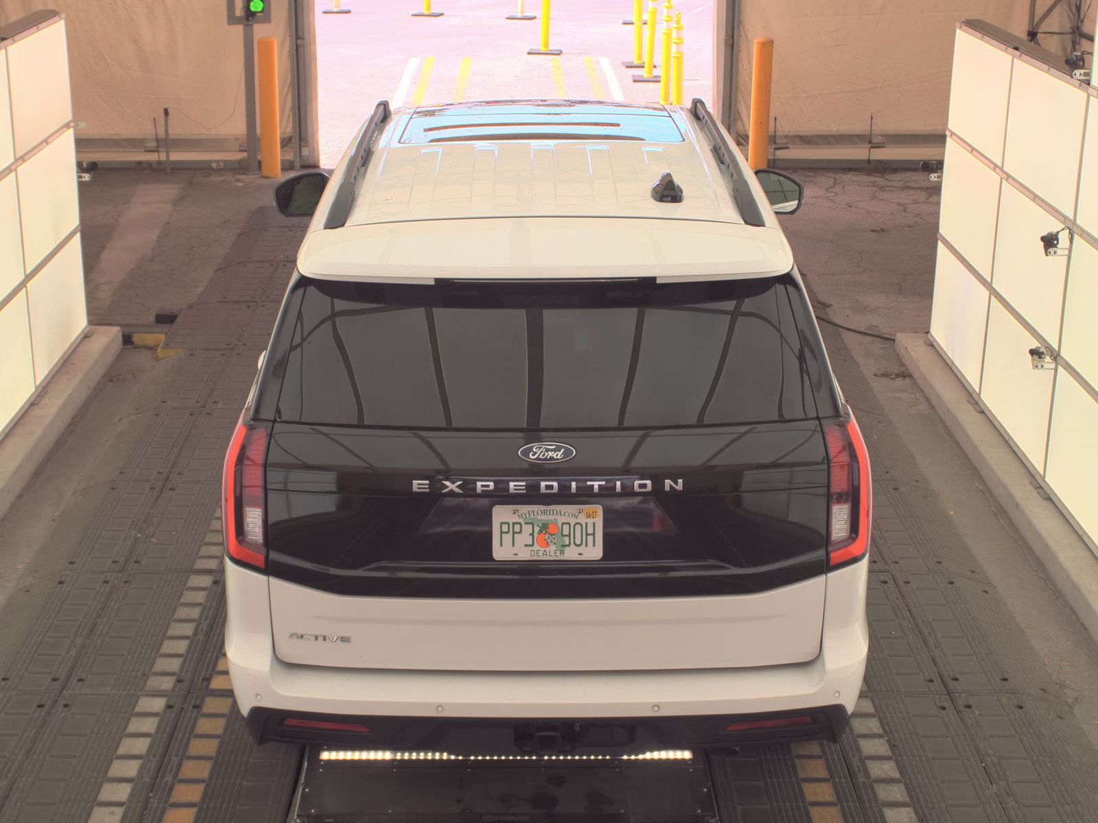 FORD EXPEDITION - 7