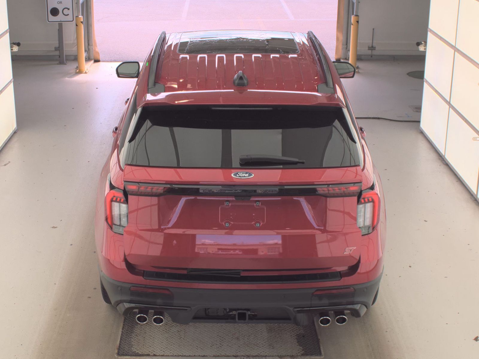 FORD EXPLORER - 7