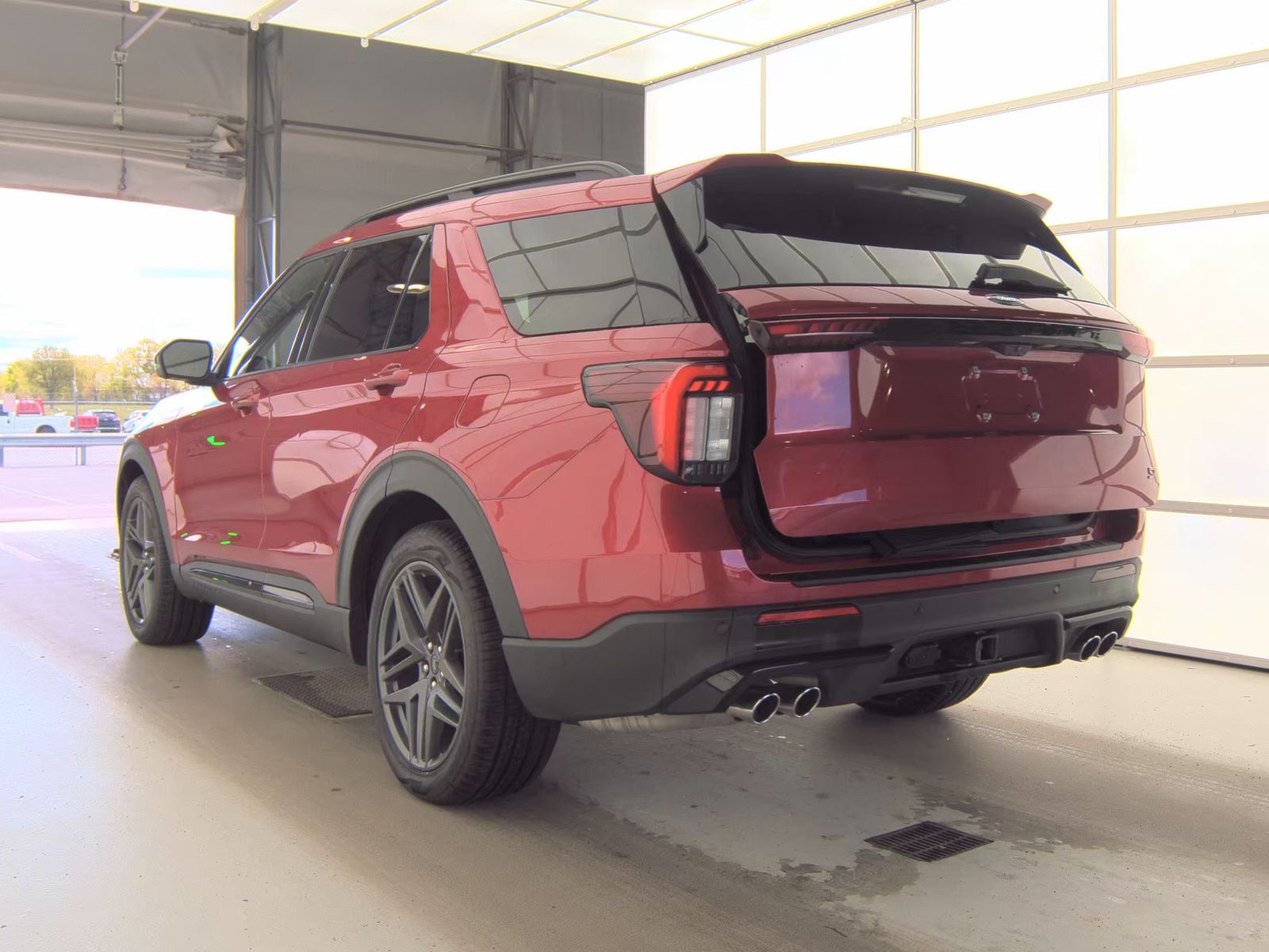 FORD EXPLORER - 9