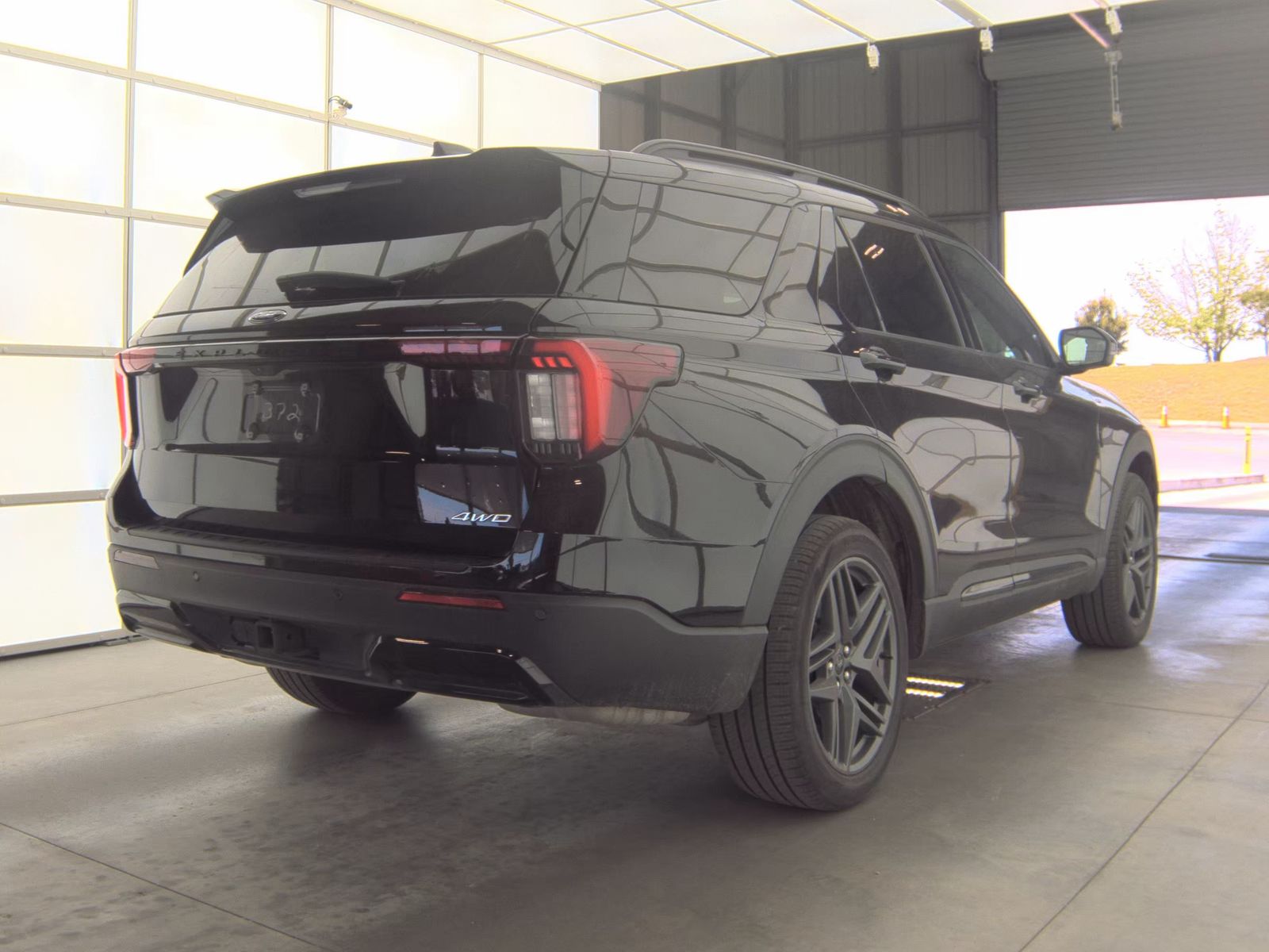FORD EXPLORER - 6
