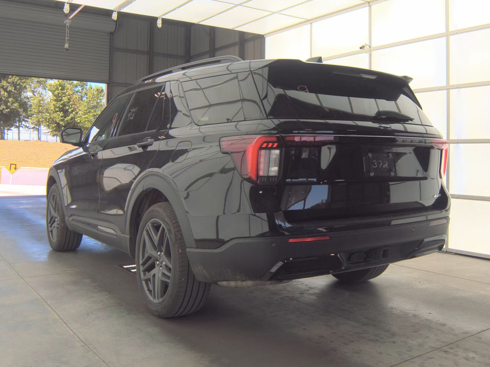 FORD EXPLORER - 9